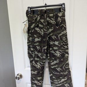 New w/Tags! Turbine Boardwear Boys Small DF Camo Cargo Snow Pants | Free Ship!